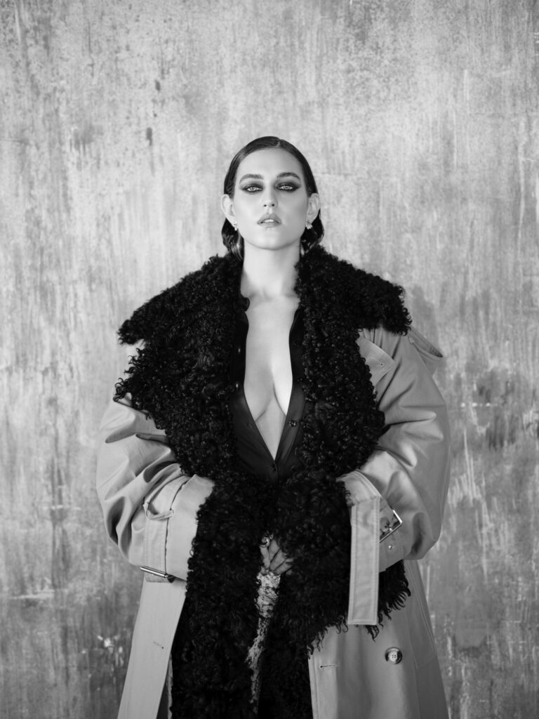  Total look Sportmax, earrings Nove25. Gaia